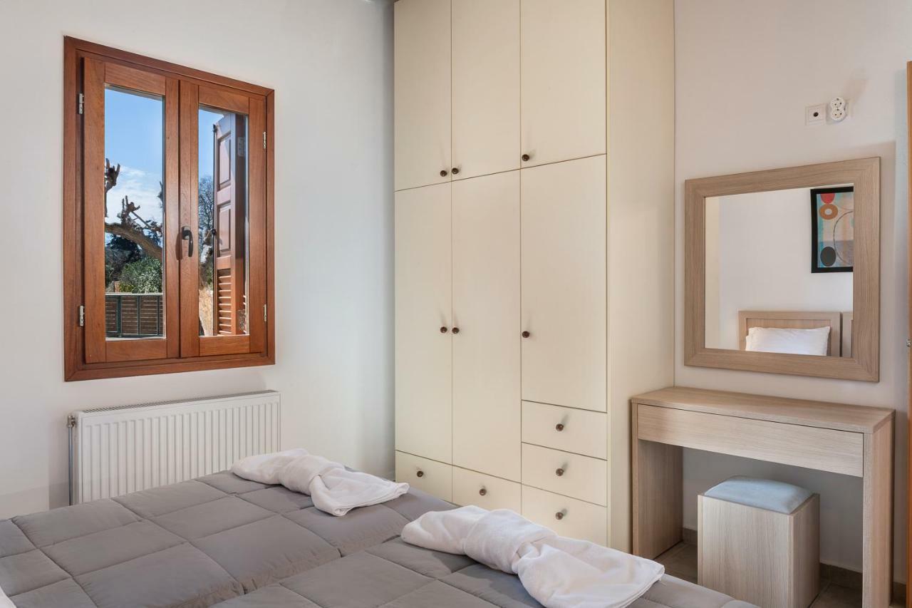Androulakis Apartments Gerani  Eksteriør bilde